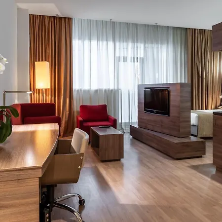 Hotel Ramada Encore Kyiv