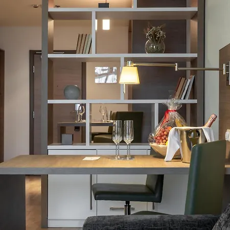 Ramada Encore Szálloda 4*